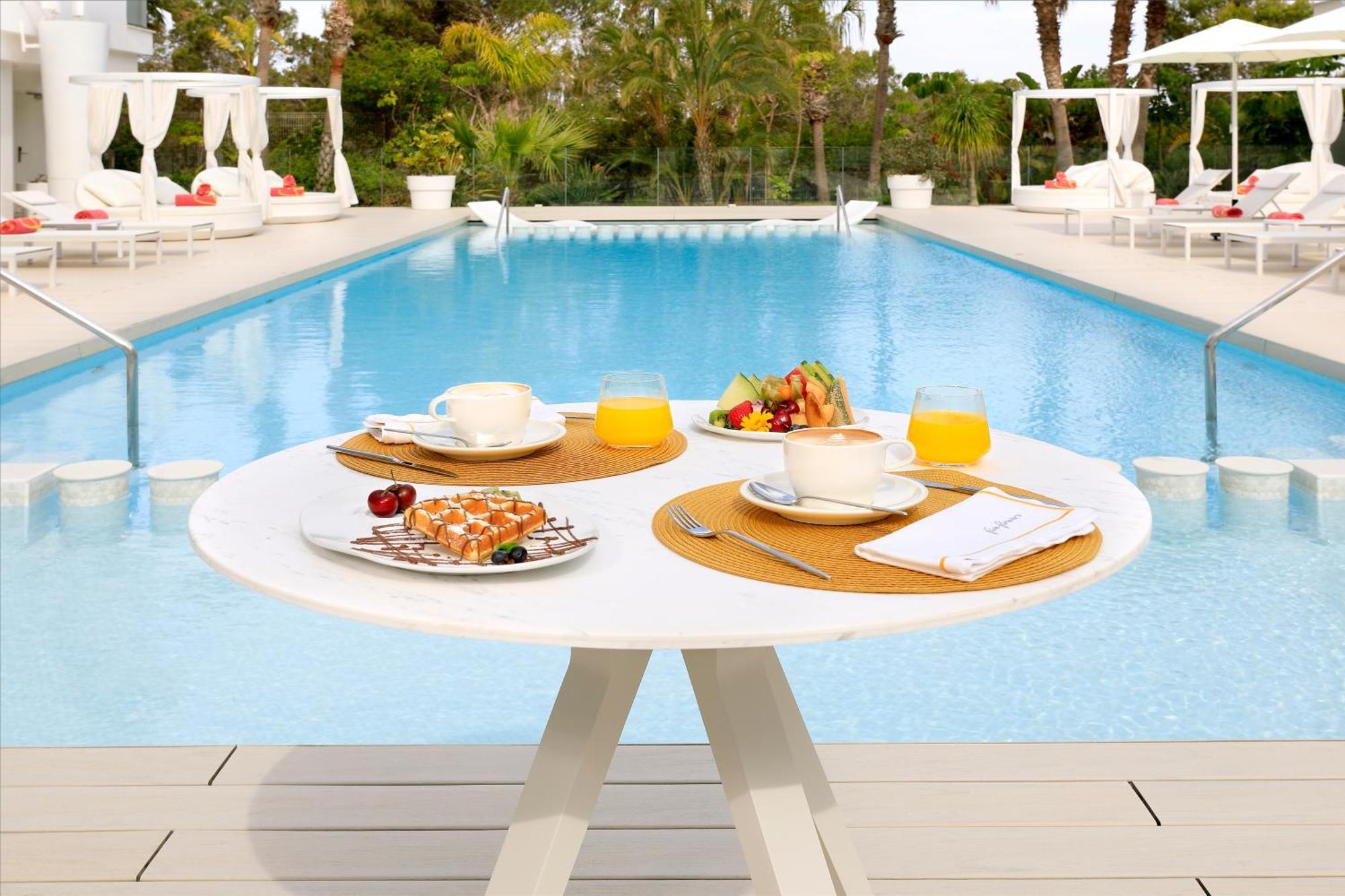 Five Flowers Hotel Formentera, Member Of Melia Collection Es Pujols Eksteriør billede